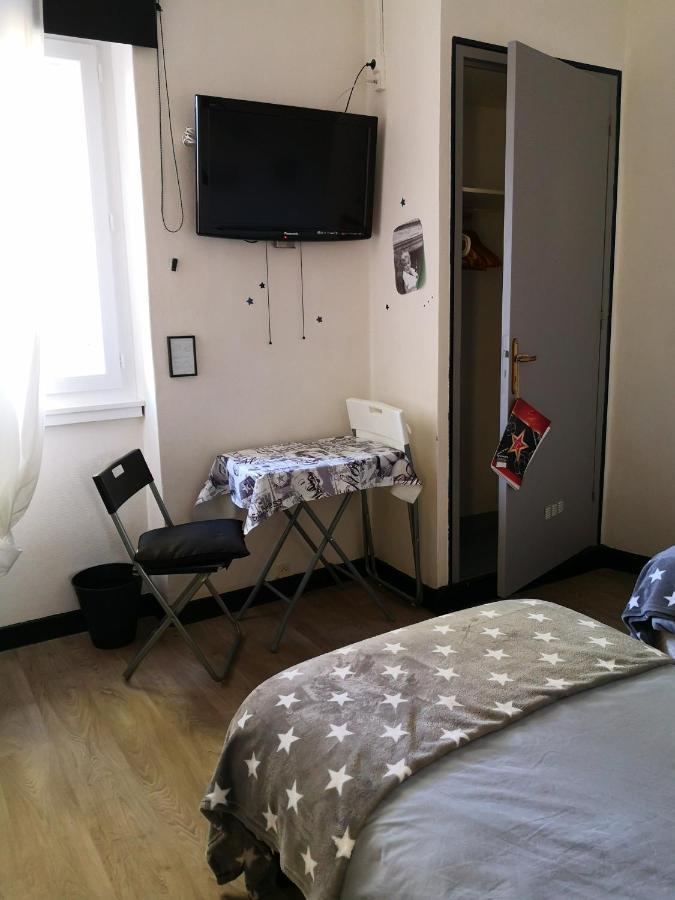 Hotel O Fil De L'O Marseillette Eksteriør bilde
